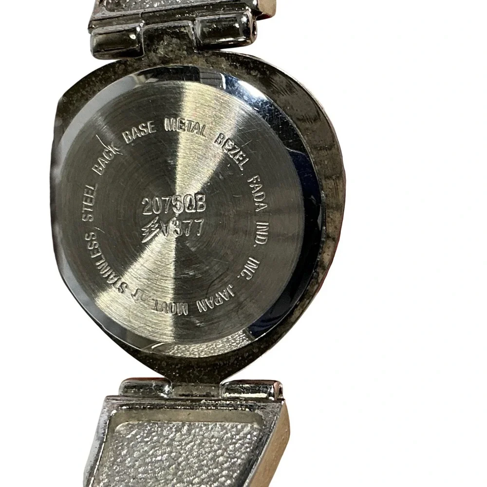 Heart‎ Watch Silver Tone Stretch Bracelet Vintage Style